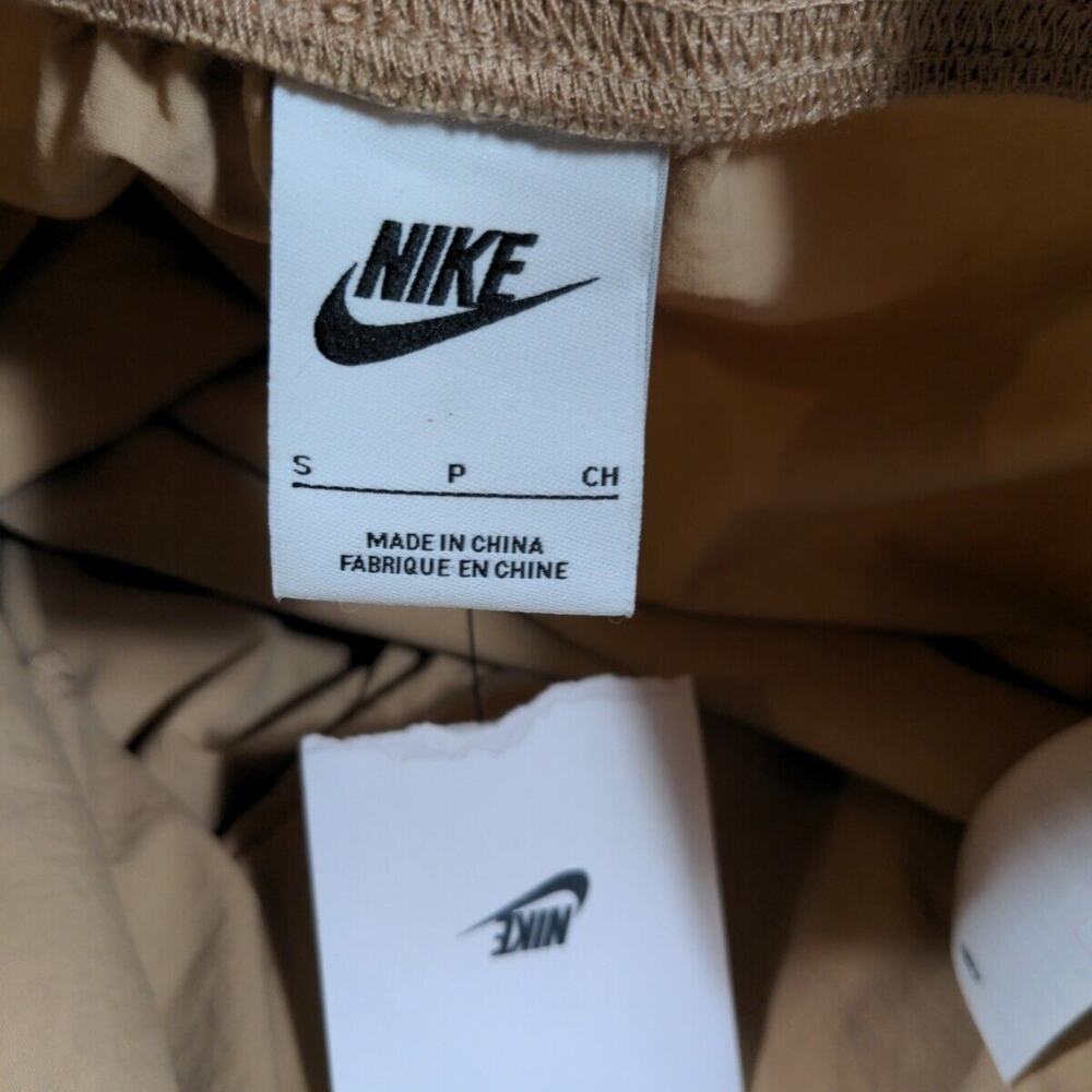 Nike Women Sportswear Essential Loose Fit High‎ Rise Khaki Pant Sz S DQ6809-200 - Picture 9 of 10